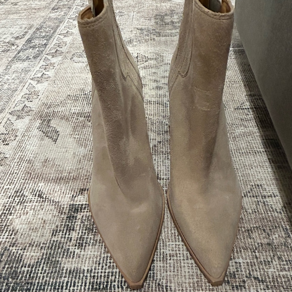 Marc Fisher Ltd Oshay Pointed Toe Bootie In Cloud… - image 8